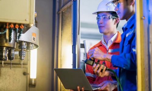 male-asian-engineer-professional-having-discussion-standing-concult-cnc-machine-factory-two-asian-coworker-brainstorm-explaining-solves-process-cnc-operate-machine_609648-837